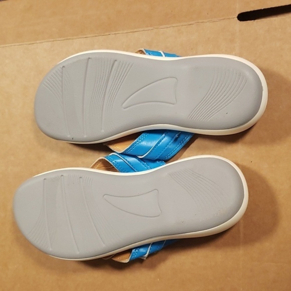 Flip Flops‎ - Picture 5 of 9